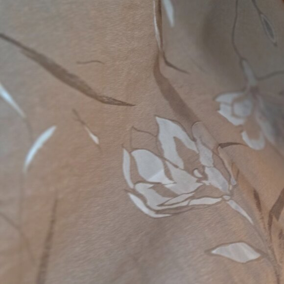 Beautiful Rena Rowen Tank Top - Picture 5 of 13